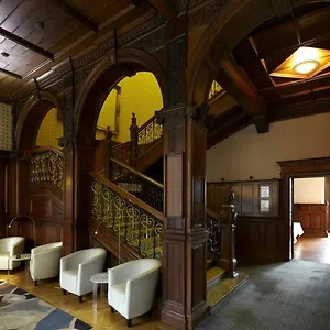 B+B Edinburgh Edinburg