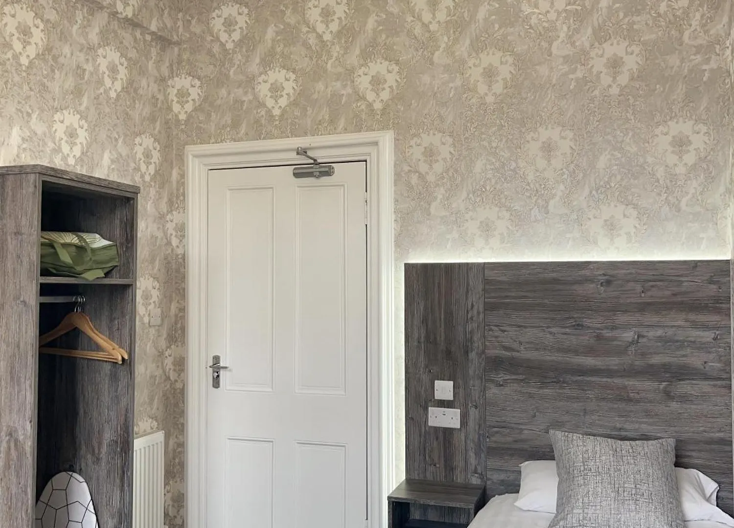 Alexander Guest House EDI