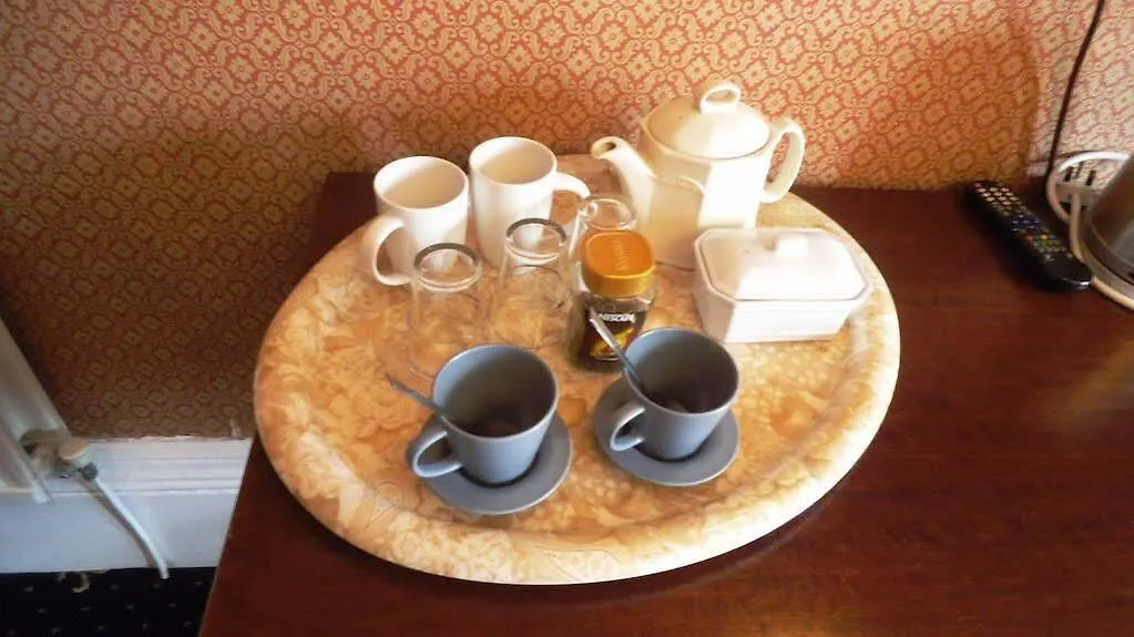Alexander Guest House Edinburgh 4*,